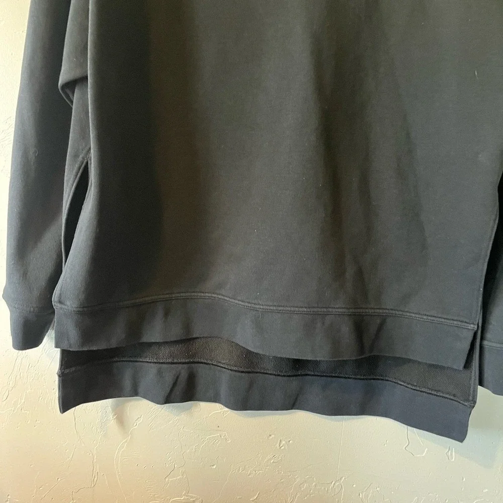 Nike Dri-Fit Side Slit Crewneck Black Women's‎ Sweatshirt